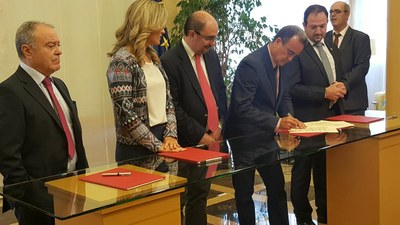 La DPZ firma un convenio con el Gobierno de Aragón y las otras dos diputaciones para llevar la banda ancha a 140 poblaciones de Zaragoza