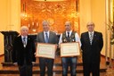 La DPZ recibe el título de Hermano Bienhechor de la Hermandad del Refugio de Zaragoza