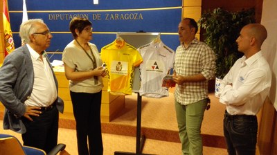 La Vuelta Ciclista al Bajo Aragón arranca  con una contrarreloj en Maella