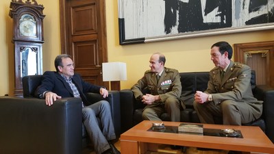 Visita del nuevo director de la Academia General Militar de Zaragoza